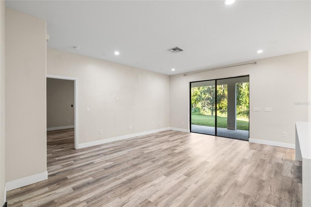 For Rent: $3,250 (4 beds, 3 baths, 3496 Square Feet)