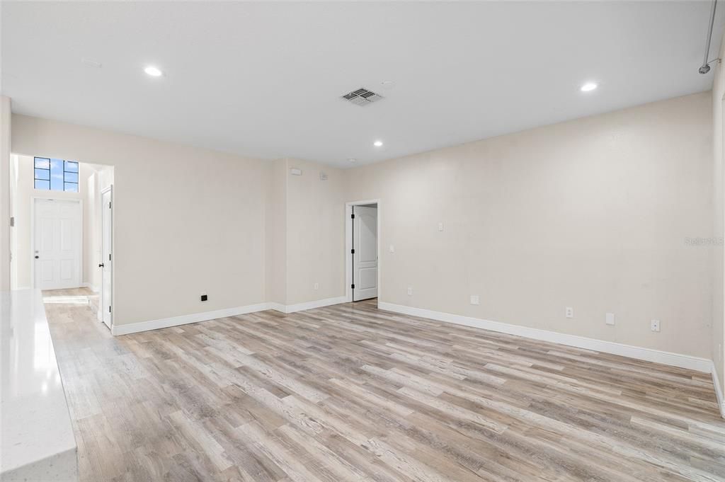 For Rent: $3,250 (4 beds, 3 baths, 3496 Square Feet)