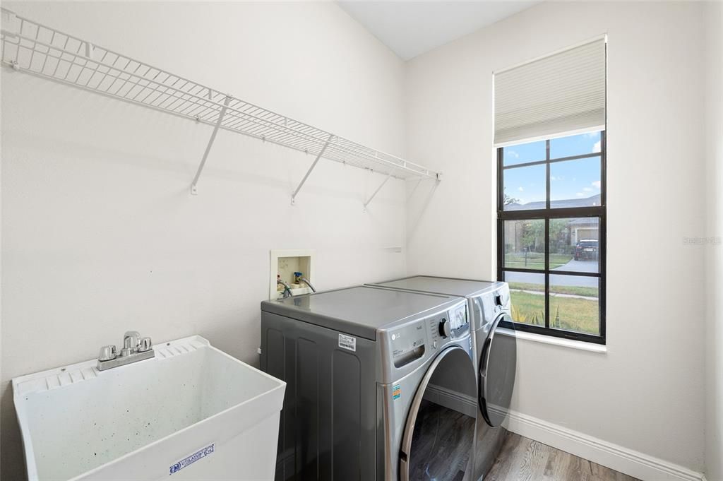 For Rent: $3,250 (4 beds, 3 baths, 3496 Square Feet)