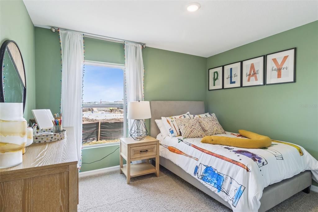 For Sale: $327,990 (4 beds, 2 baths, 1665 Square Feet)