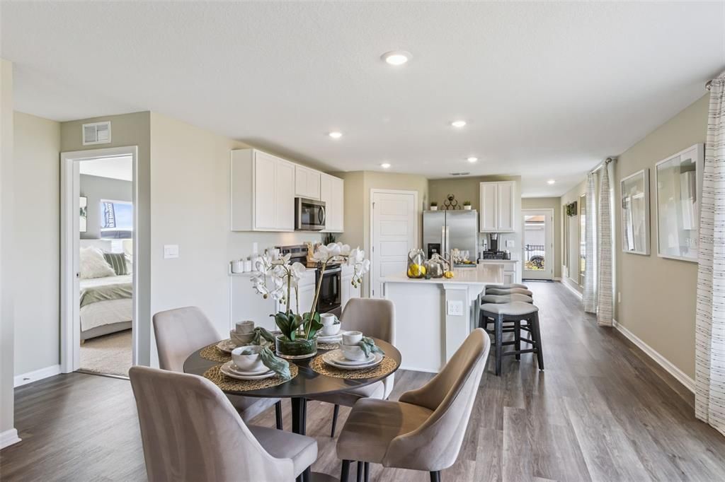 For Sale: $327,990 (4 beds, 2 baths, 1665 Square Feet)