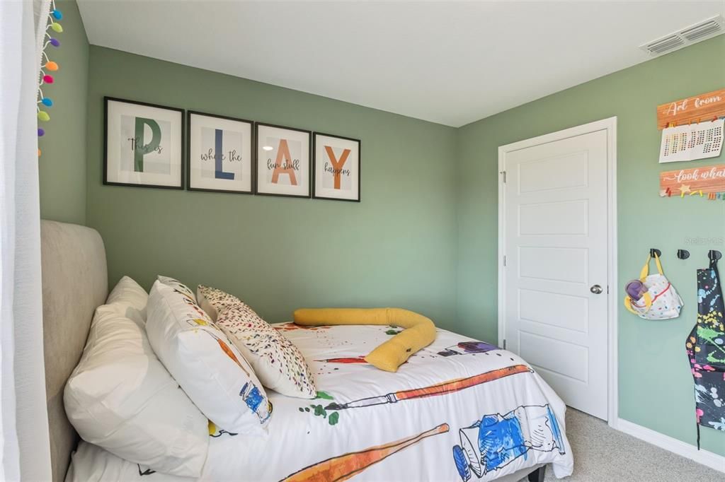 For Sale: $327,990 (4 beds, 2 baths, 1665 Square Feet)