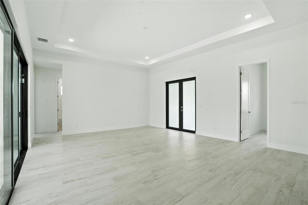 В аренду: $3,000 (3 спален, 2 ванн, 1726 Квадратных фут)