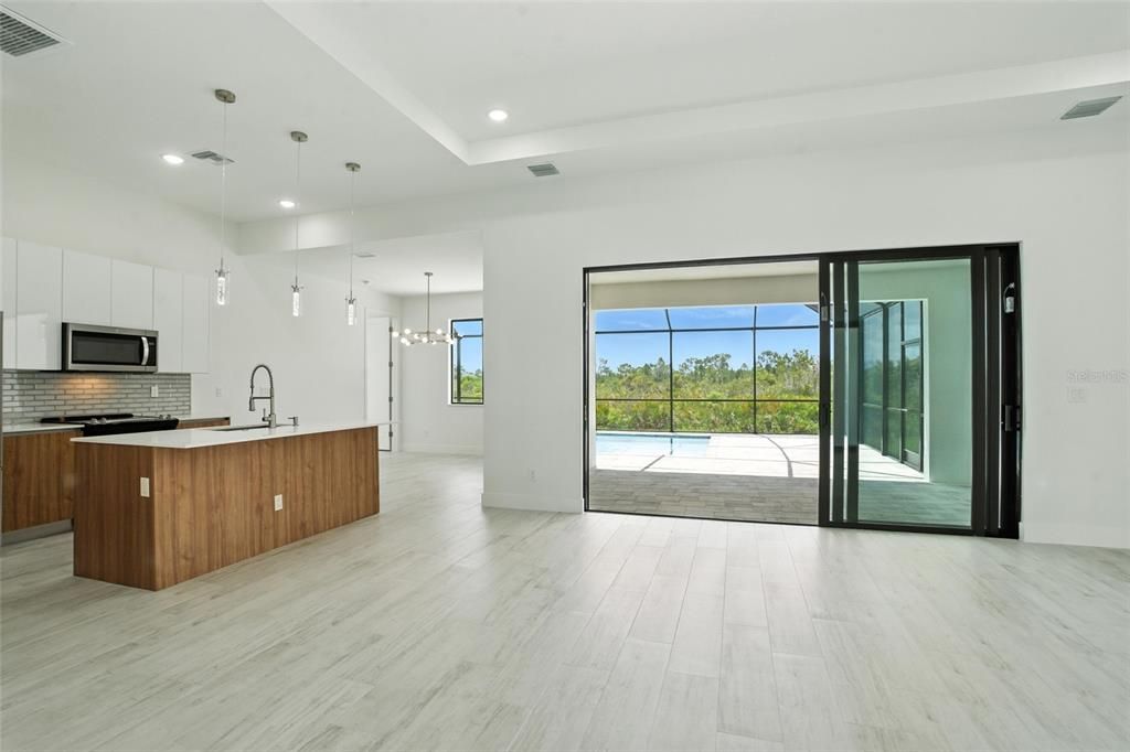 В аренду: $3,000 (3 спален, 2 ванн, 1726 Квадратных фут)