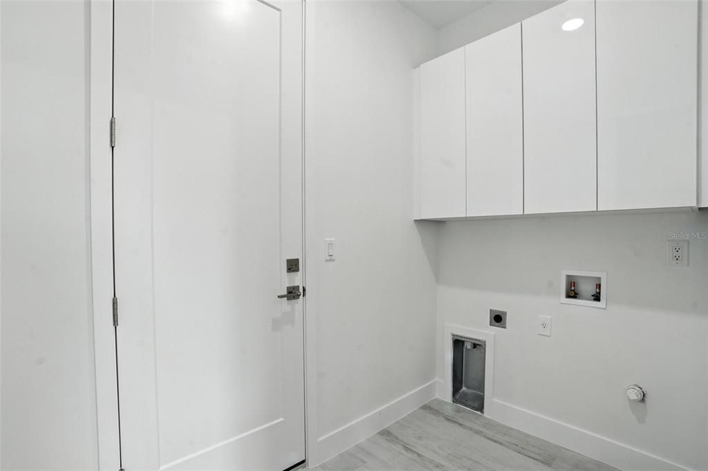 В аренду: $3,000 (3 спален, 2 ванн, 1726 Квадратных фут)