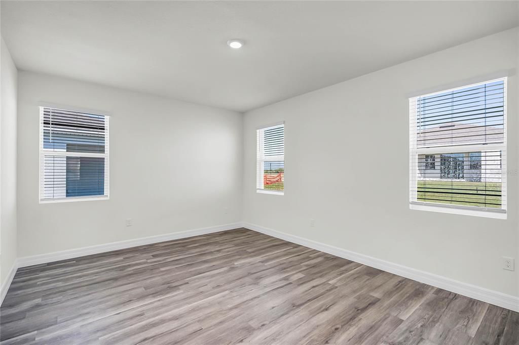 En Venta: $458,490 (4 camas, 3 baños, 2336 Pies cuadrados)