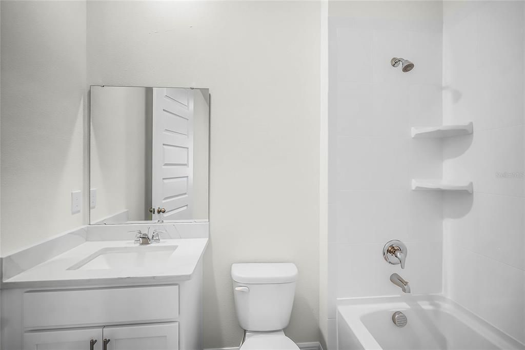 En Venta: $458,490 (4 camas, 3 baños, 2336 Pies cuadrados)