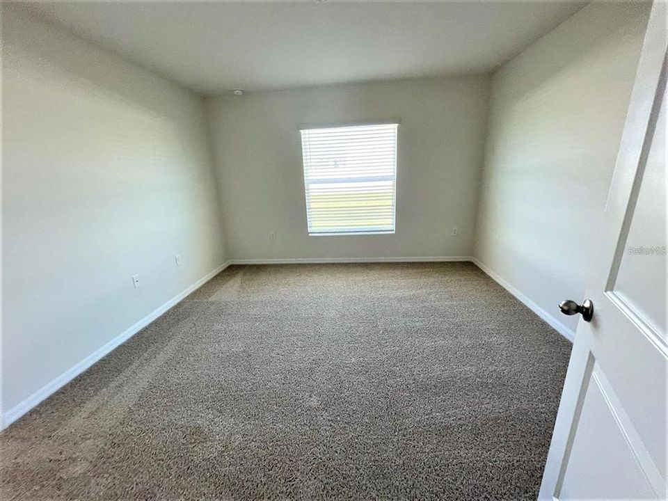 出租: $2,200 (4 贝兹, 2 浴室, 1550 平方英尺)