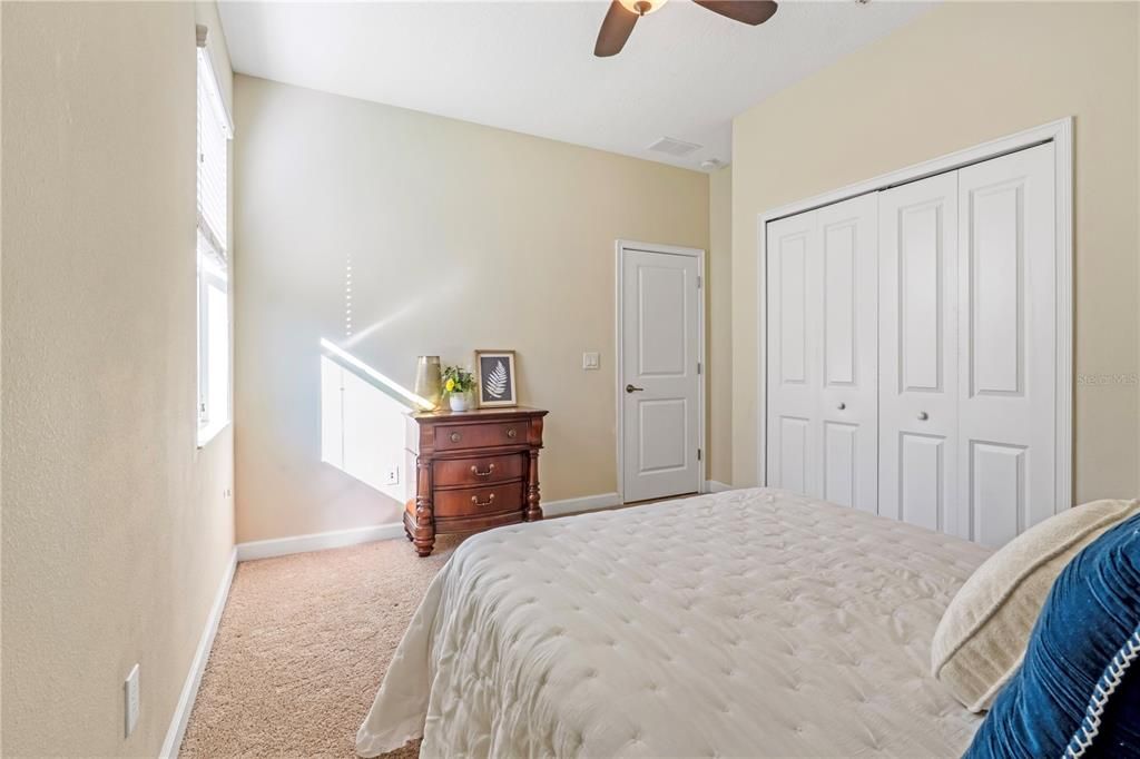 На продажу: $435,000 (3 спален, 2 ванн, 1754 Квадратных фут)