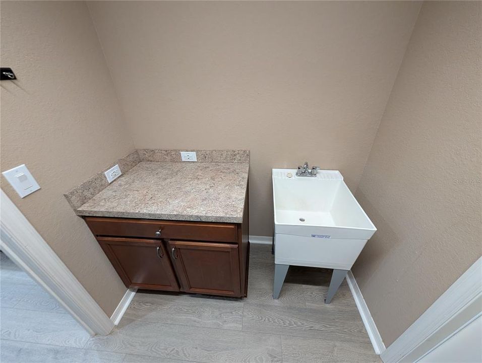 En Renta: $2,399 (3 camas, 2 baños, 2046 Pies cuadrados)