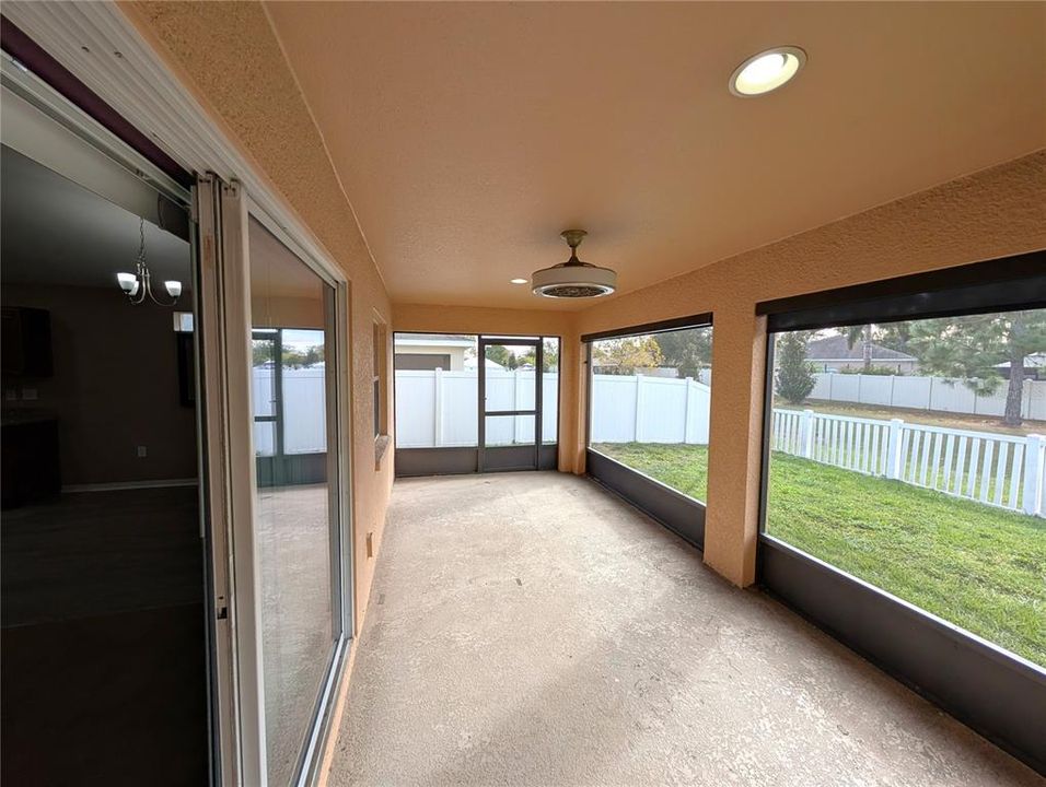 En Renta: $2,399 (3 camas, 2 baños, 2046 Pies cuadrados)