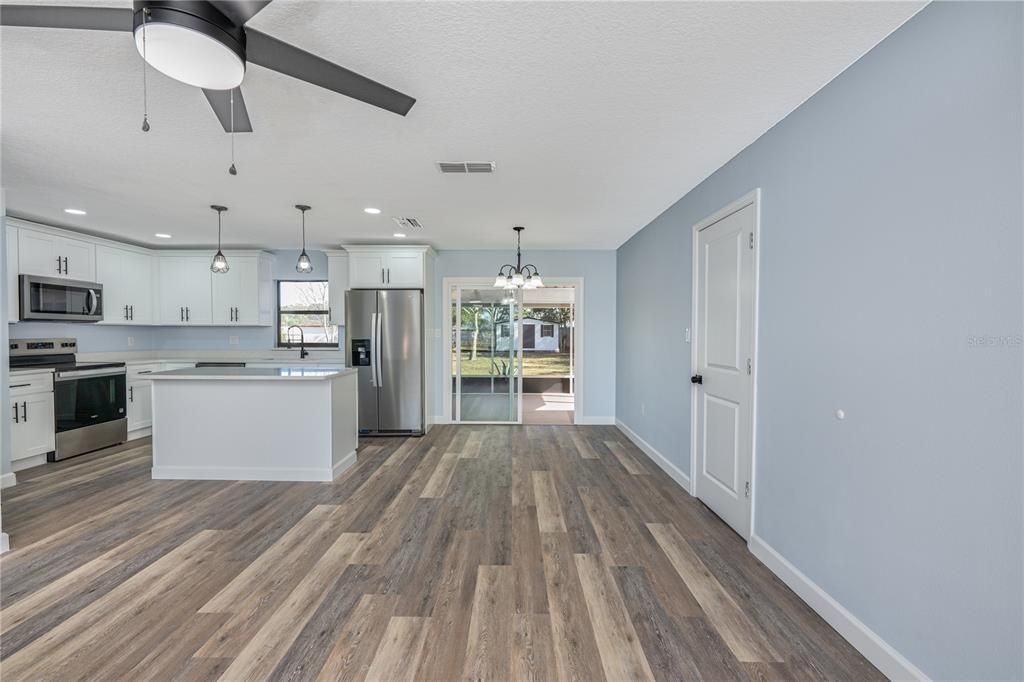 En Venta: $244,900 (3 camas, 2 baños, 1032 Pies cuadrados)