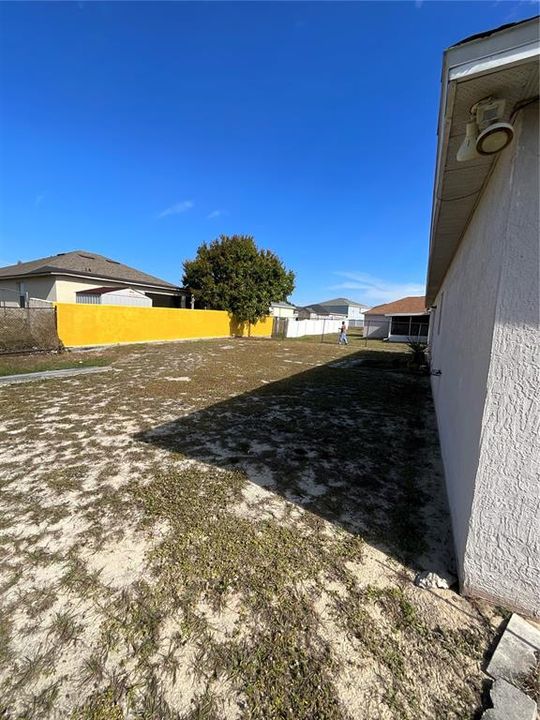 For Rent: $1,600 (2 beds, 2 baths, 1130 Square Feet)