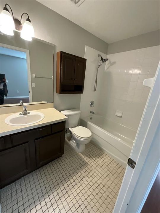 For Rent: $1,600 (2 beds, 2 baths, 1130 Square Feet)