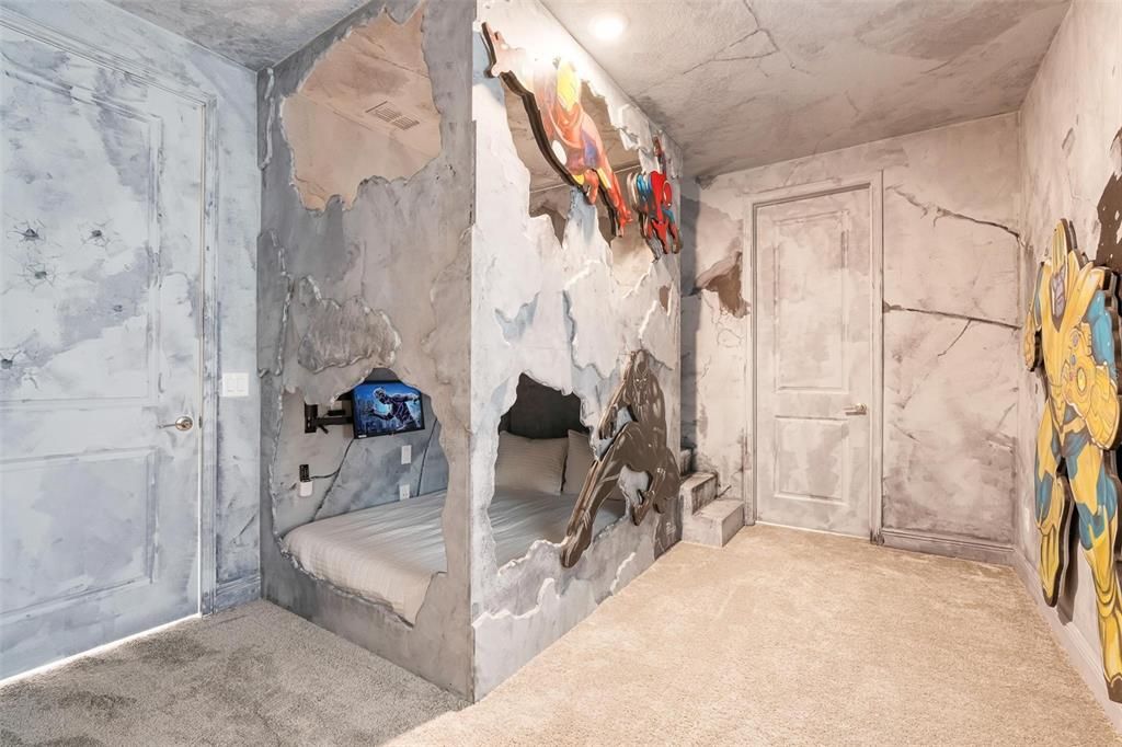 En Venta: $1,000,000 (5 camas, 5 baños, 3428 Pies cuadrados)