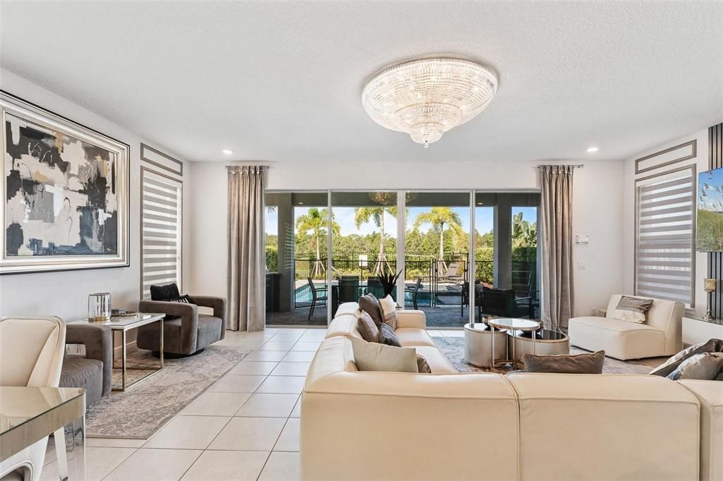 En Venta: $1,000,000 (5 camas, 5 baños, 3428 Pies cuadrados)