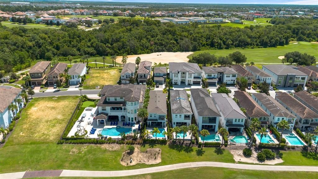 En Venta: $1,000,000 (5 camas, 5 baños, 3428 Pies cuadrados)