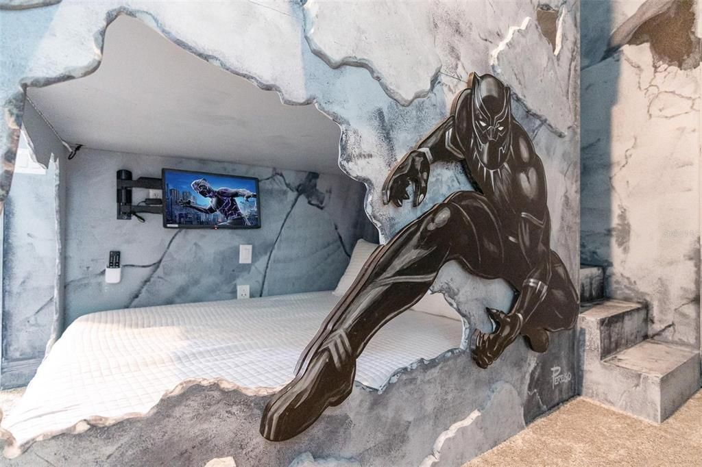 En Venta: $1,000,000 (5 camas, 5 baños, 3428 Pies cuadrados)