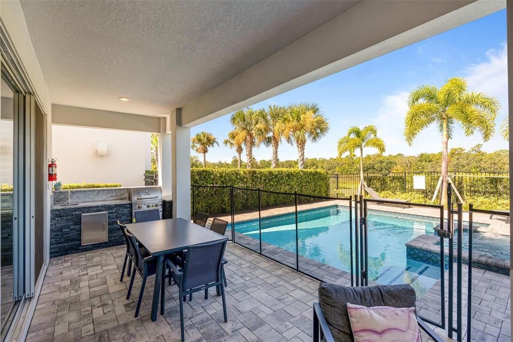 En Venta: $1,000,000 (5 camas, 5 baños, 3428 Pies cuadrados)