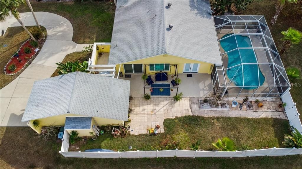 На продажу: $359,900 (3 спален, 2 ванн, 1218 Квадратных фут)