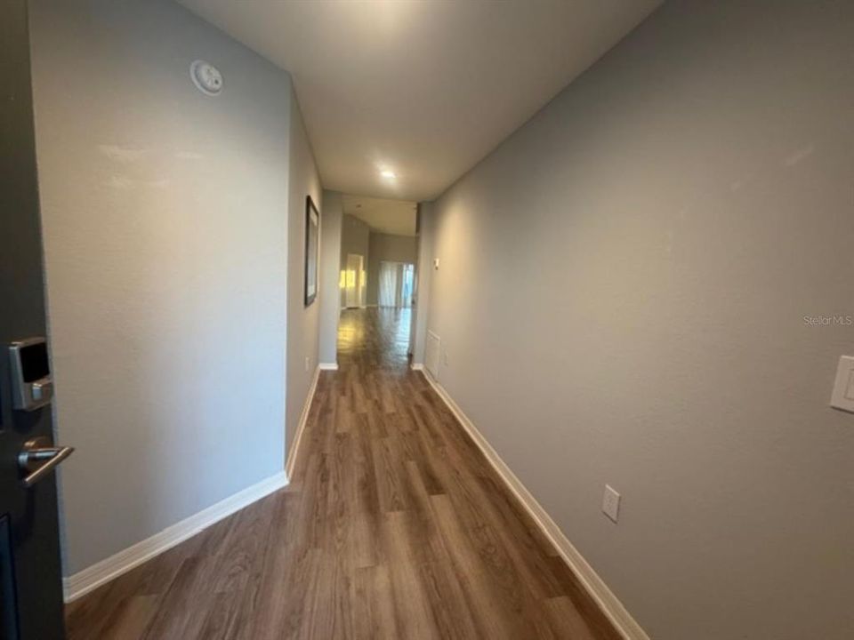 En Venta: $410,000 (4 camas, 2 baños, 2053 Pies cuadrados)