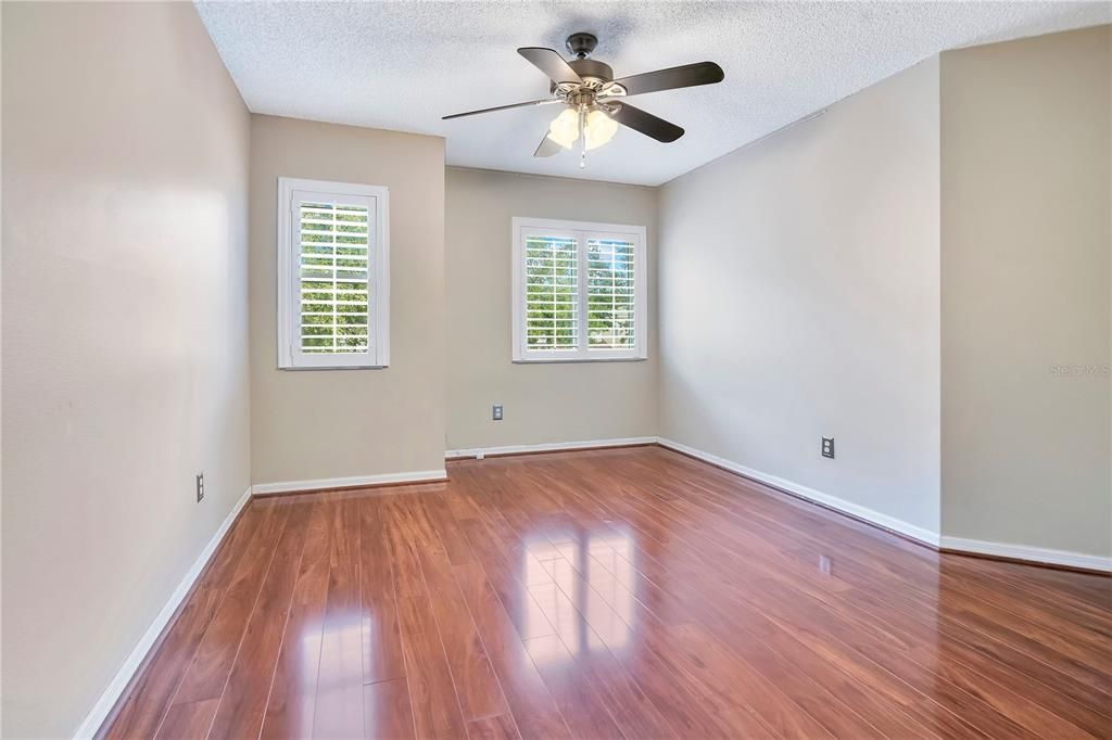 待售: $432,500 (3 贝兹, 2 浴室, 1717 平方英尺)