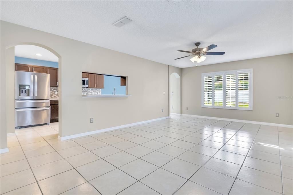 待售: $432,500 (3 贝兹, 2 浴室, 1717 平方英尺)