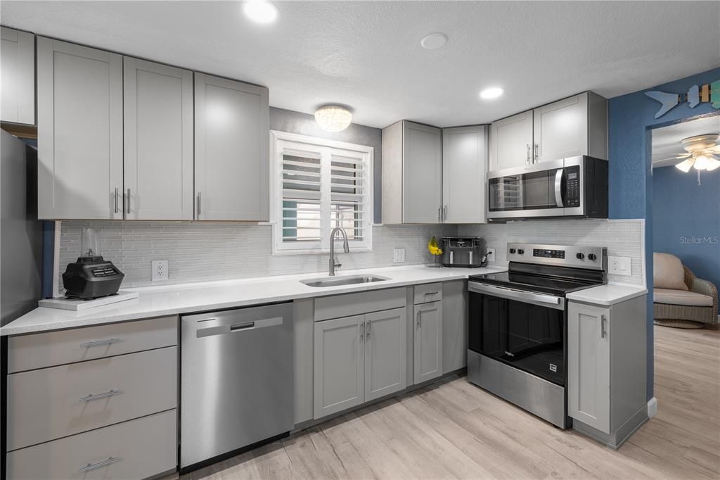 For Sale: $575,000 (3 beds, 2 baths, 2132 Square Feet)