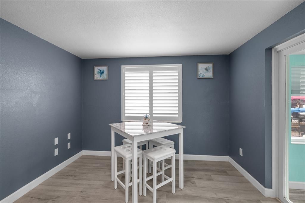 For Sale: $575,000 (3 beds, 2 baths, 2132 Square Feet)