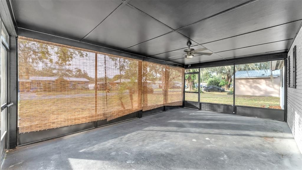 For Sale: $324,900 (4 beds, 3 baths, 1464 Square Feet)