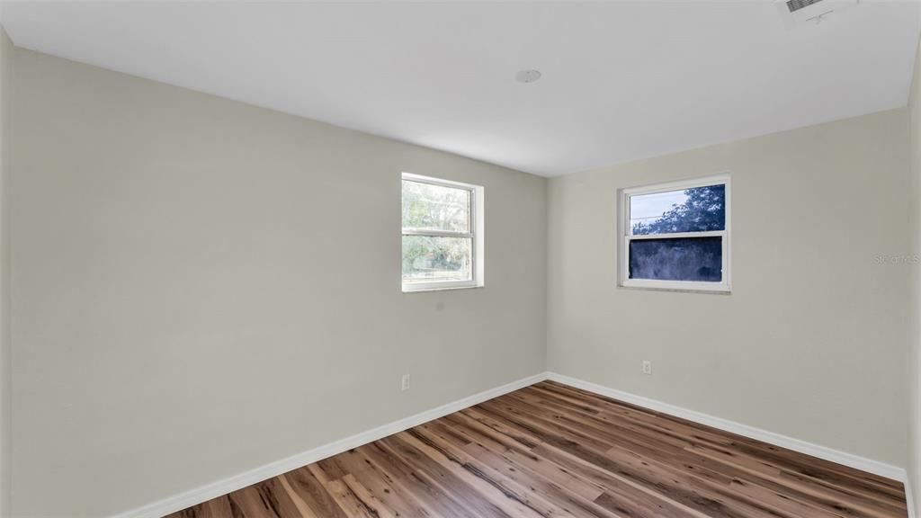 For Sale: $324,900 (4 beds, 3 baths, 1464 Square Feet)