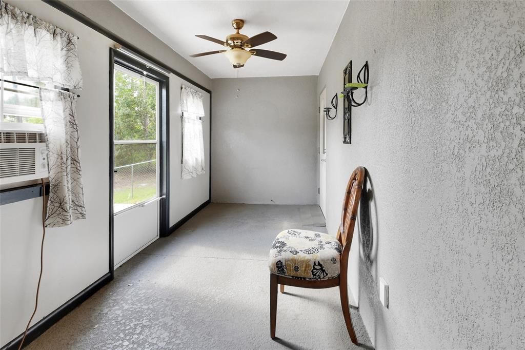 Activo con contrato: $314,900 (2 camas, 2 baños, 1411 Pies cuadrados)