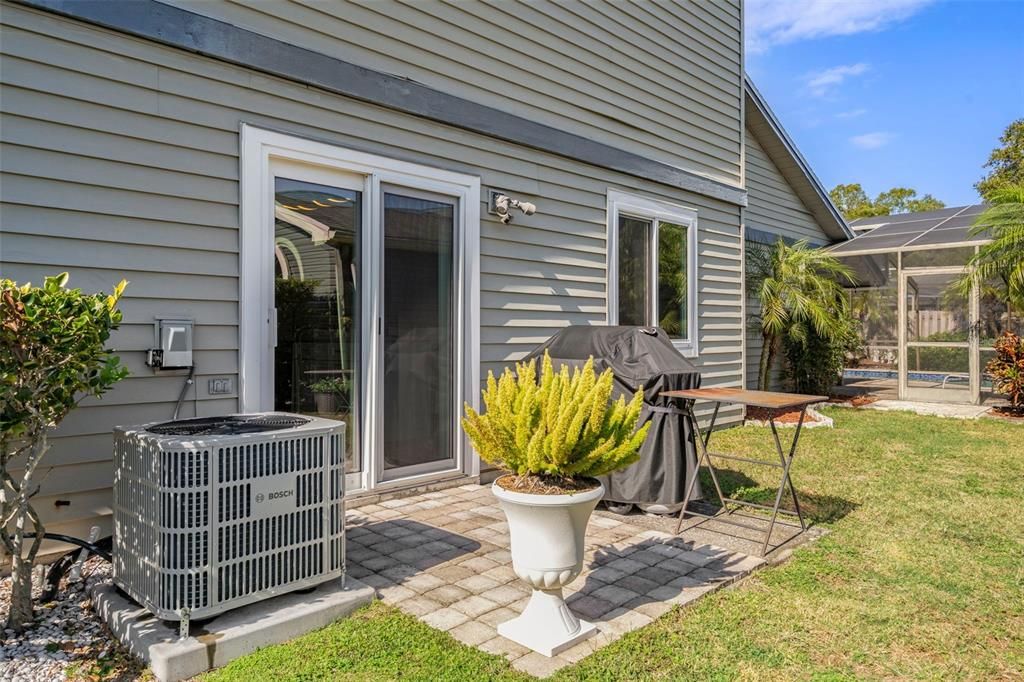 For Sale: $565,000 (3 beds, 2 baths, 1610 Square Feet)