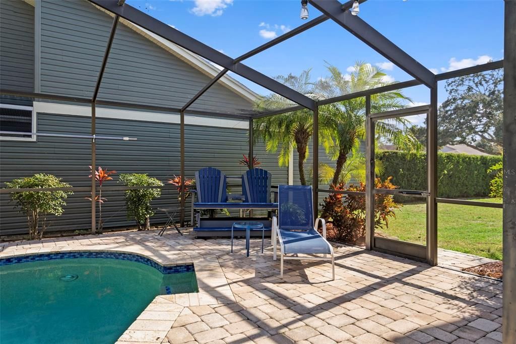 For Sale: $565,000 (3 beds, 2 baths, 1610 Square Feet)