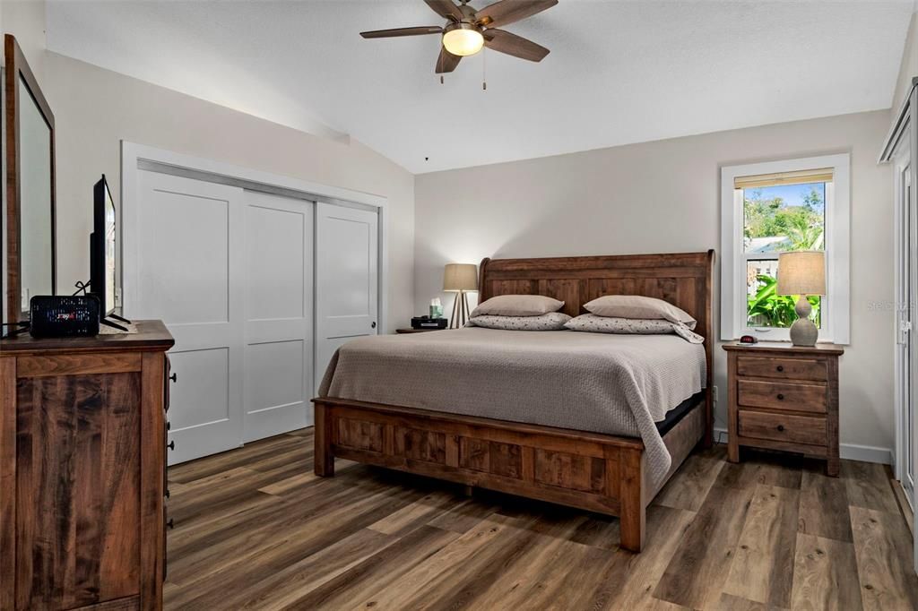 For Sale: $565,000 (3 beds, 2 baths, 1610 Square Feet)