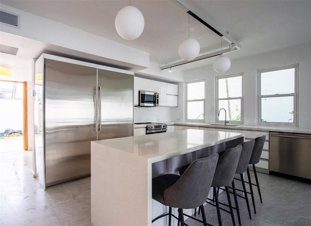 For Sale: $2,430,000 (6 beds, 6 baths, 3306 Square Feet)