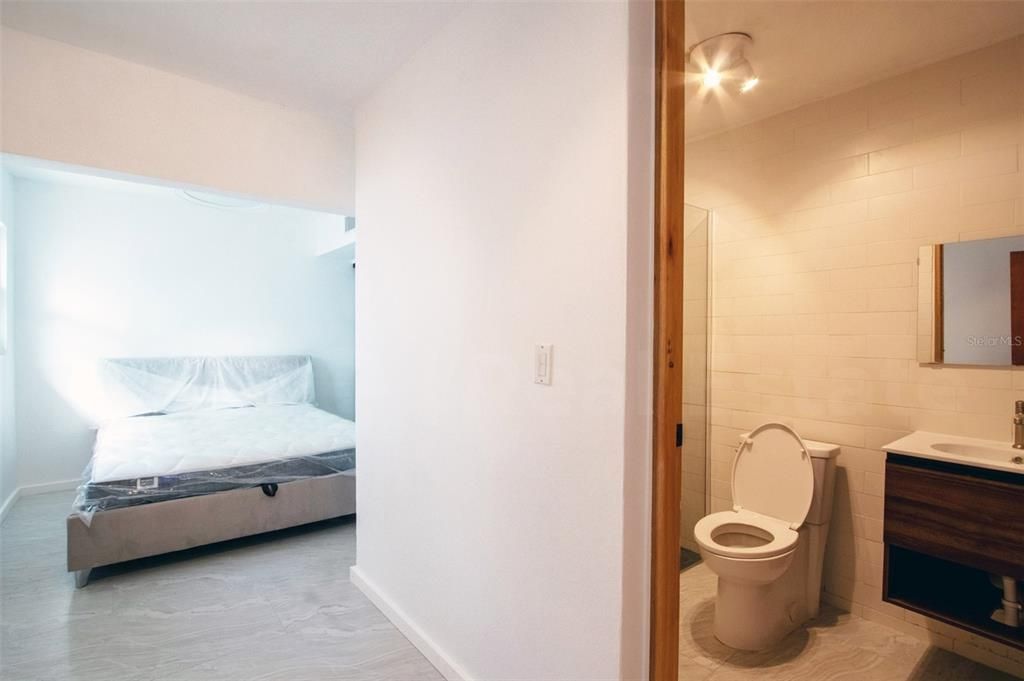 For Sale: $2,430,000 (6 beds, 6 baths, 3306 Square Feet)