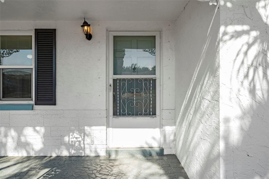 En Venta: $315,000 (3 camas, 2 baños, 1345 Pies cuadrados)