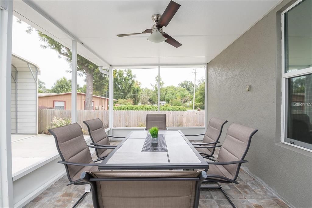 En Venta: $799,999 (4 camas, 2 baños, 2524 Pies cuadrados)