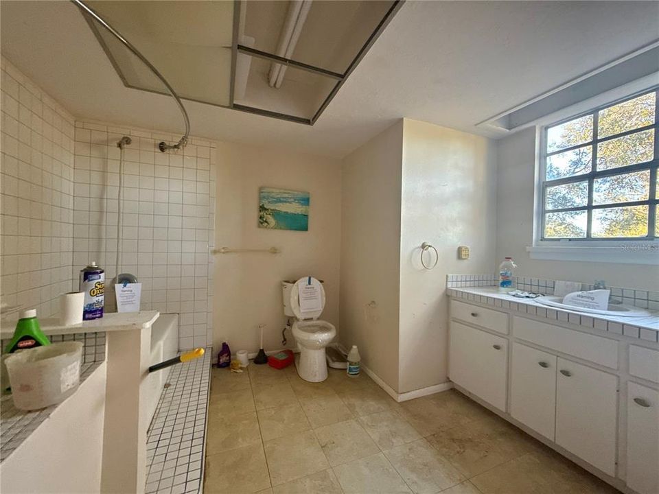 For Sale: $1,505,000 (3 beds, 2 baths, 3311 Square Feet)