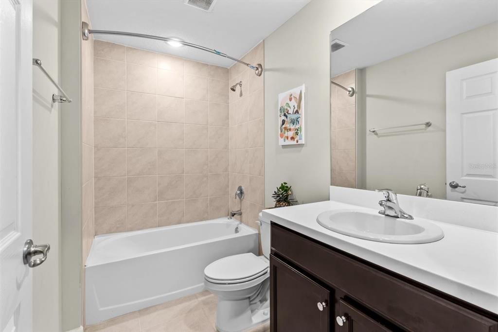 出租: $2,950 (3 贝兹, 2 浴室, 1935 平方英尺)