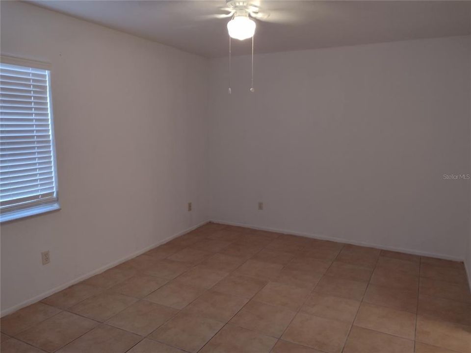 En Venta: $269,000 (3 camas, 2 baños, 1132 Pies cuadrados)