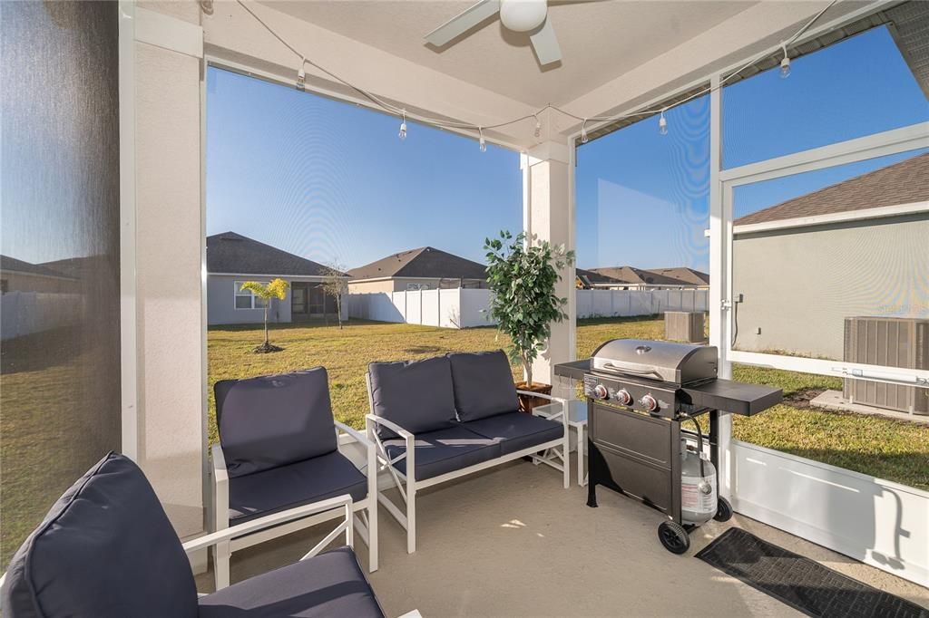 На продажу: $425,000 (3 спален, 2 ванн, 1401 Квадратных фут)