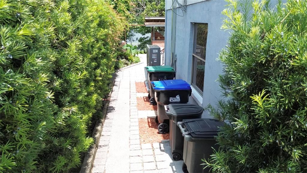 En Venta: $583,800 (5 camas, 3 baños, 1728 Pies cuadrados)