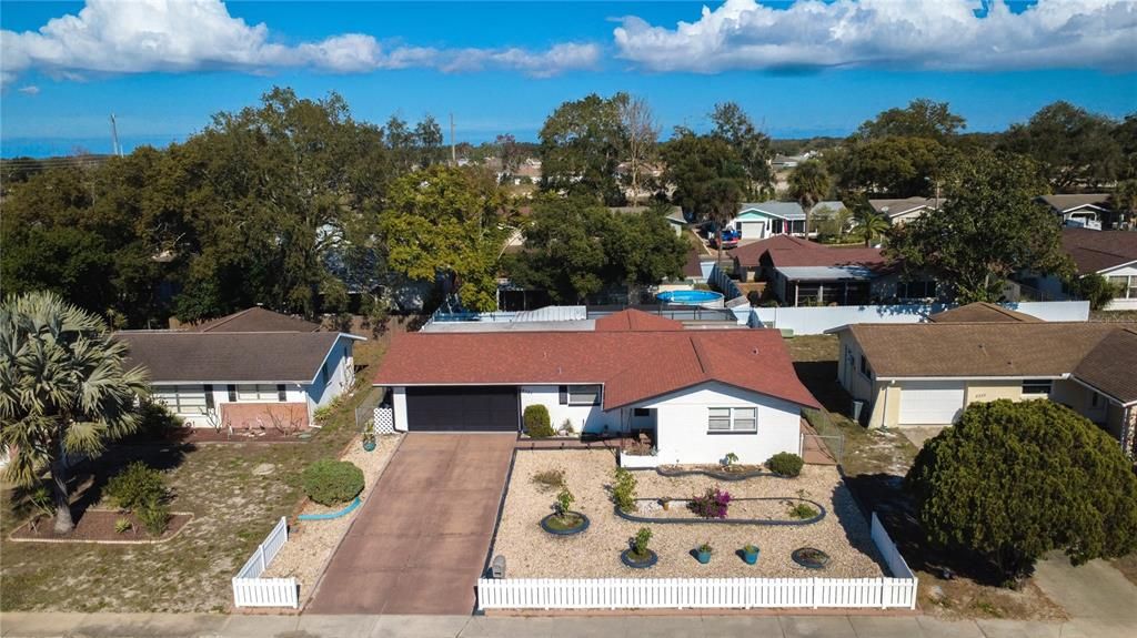 На продажу: $295,000 (3 спален, 2 ванн, 1423 Квадратных фут)