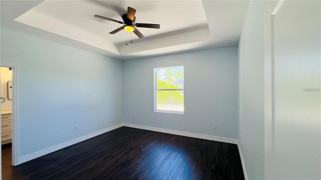 出租: $2,299 (4 贝兹, 2 浴室, 1666 平方英尺)