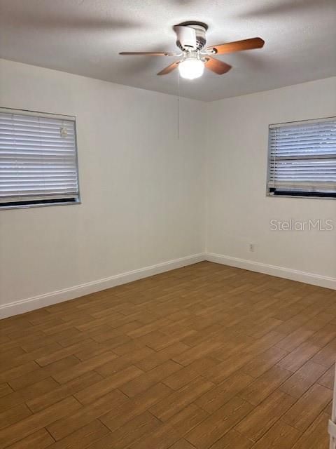 For Sale: $299,000 (2 beds, 1 baths, 1081 Square Feet)