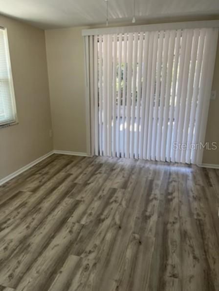 На продажу: $225,000 (3 спален, 2 ванн, 1426 Квадратных фут)