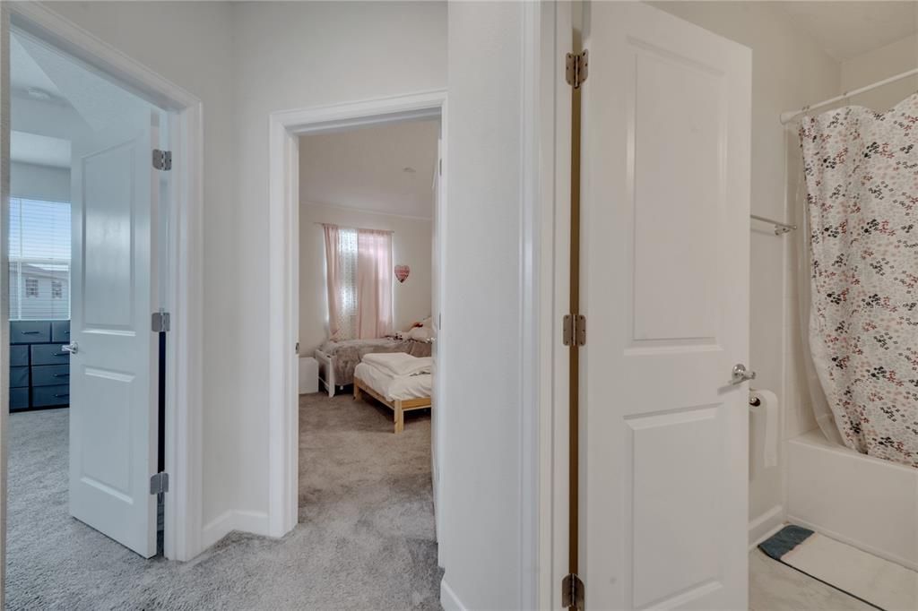 For Sale: $389,000 (4 beds, 3 baths, 2067 Square Feet)