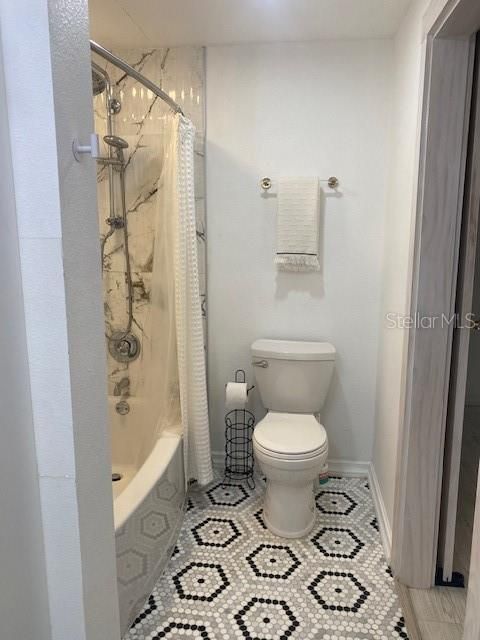 出租: $1,650 (15 贝兹, 2 浴室, 800 平方英尺)